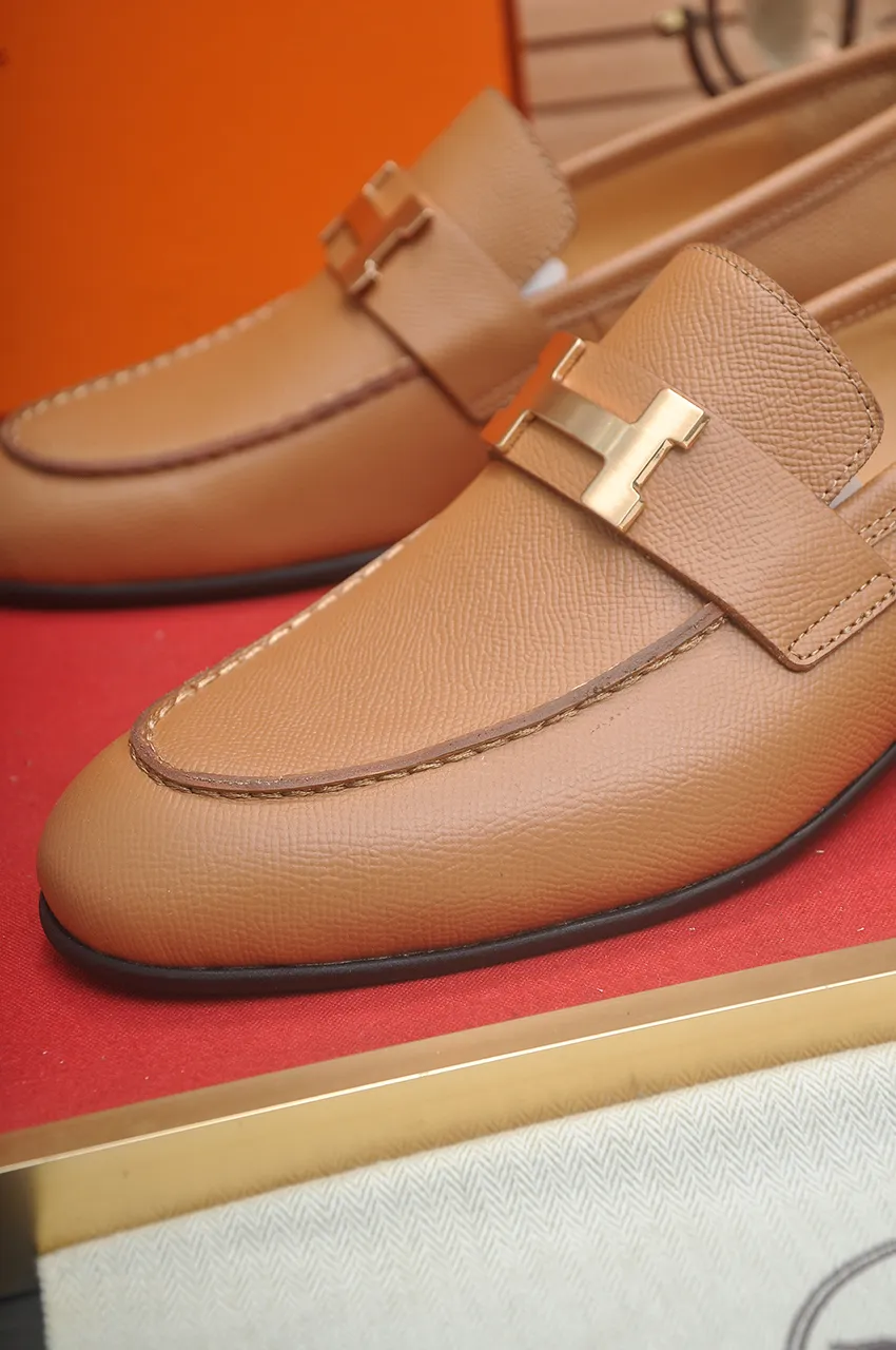 Men's shoes💰540💶[HERMES] (cowhide lining)🍀Italian top luxury🍀He does not pursue novel styles and gorgeous colors, but attracts the favor of successful men with his flawless, elegant and classic style. Formal leather shoes This very comfortable, simple and stable style allows you to easily match any style! The pattern is absolutely 1:1 refined from the original case, and we strive for excellence in materials, imported cowhide + cowhide lining💪💪💪extraordinary texture👍! .Code number: 39-45 (45 customized)